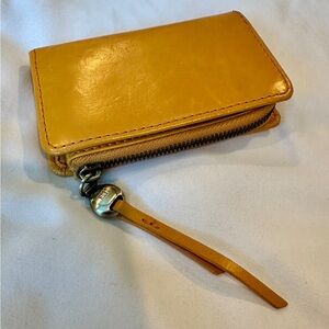 Hobo Lauren Leather Keychain Wallet – Mustard Yellow